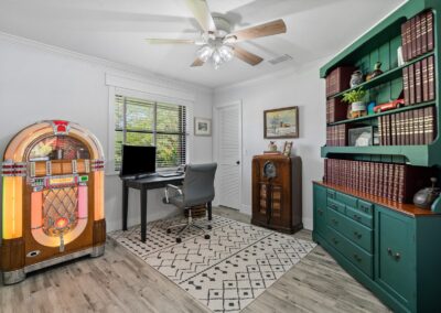Jennifer Metz Designs - Office Area
