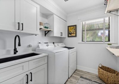 Jennifer Metz Designs - Laundry Room